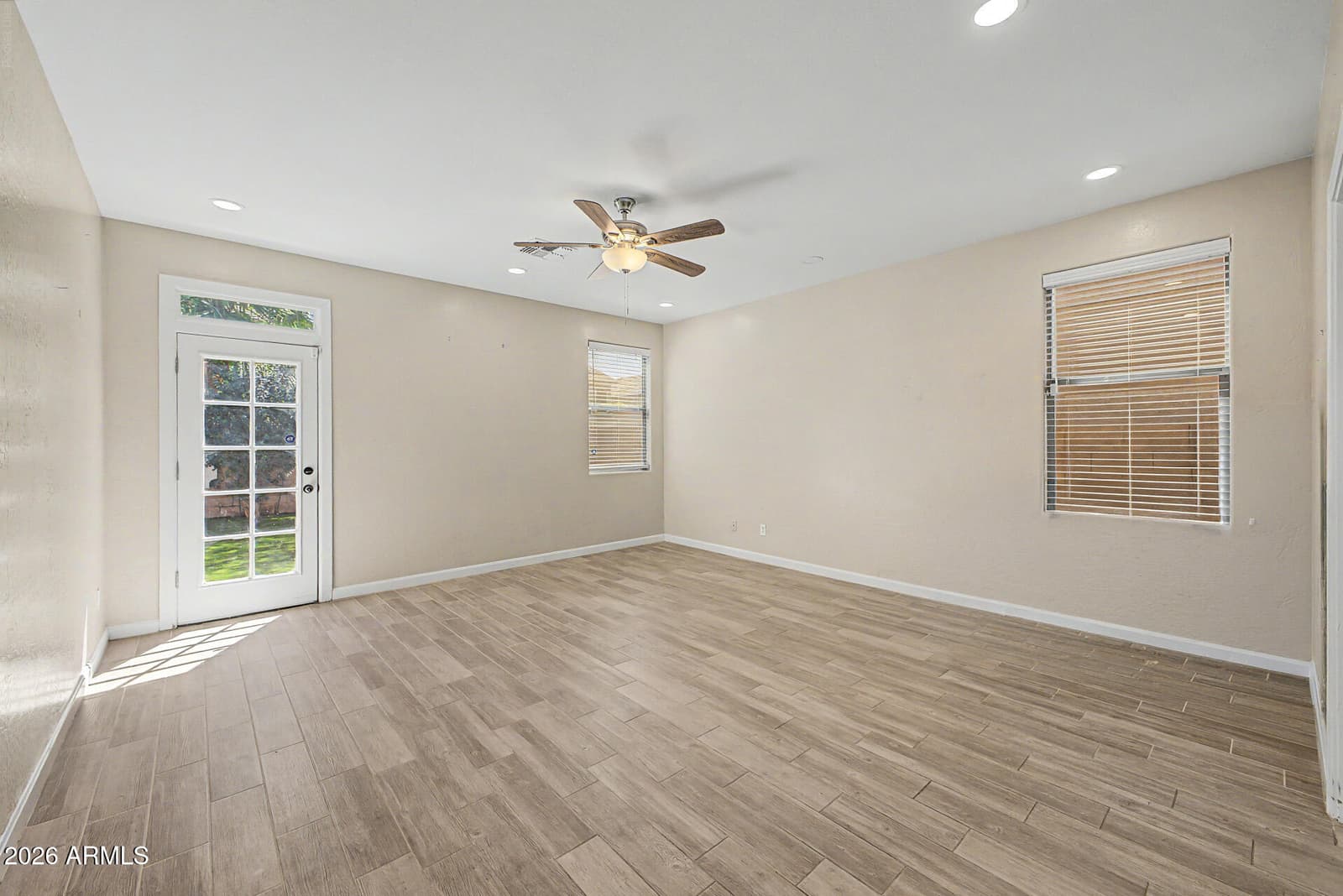 1917 E Daley Lane, Phoenix, AZ 85024 — photo 17 of 35