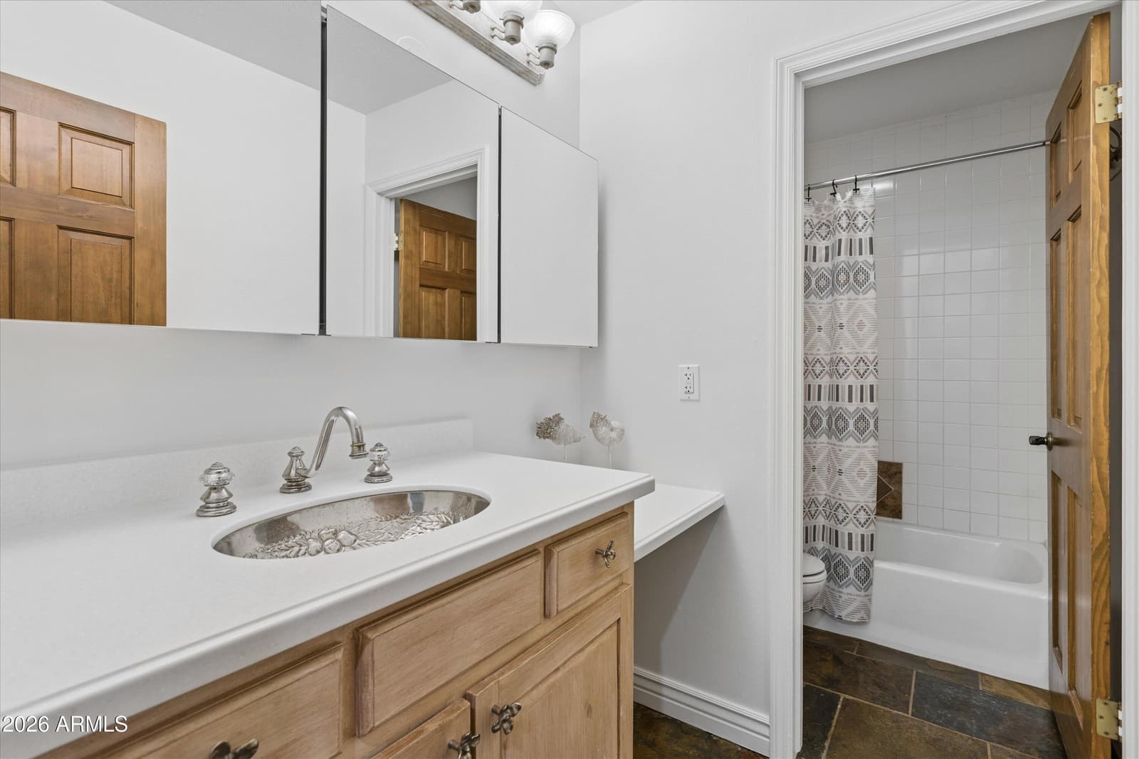 14018 N Coral Gables Drive, Phoenix, AZ 85023 — photo 38 of 72