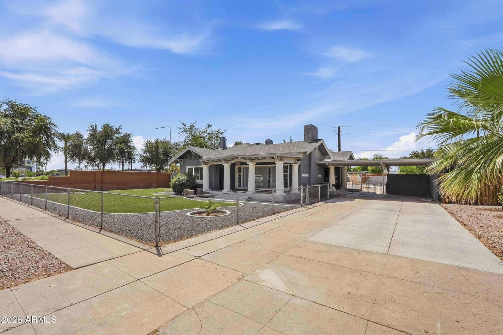 218 N Washington Street, Chandler, AZ 85225 — photo 3 of 44
