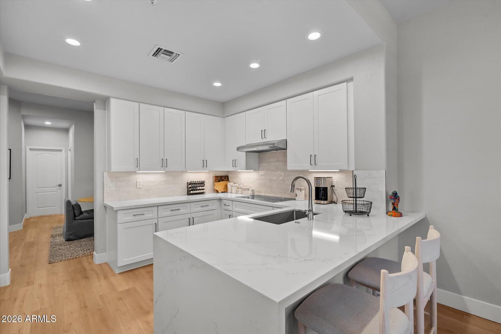 8989 N Gainey Center Drive 104, Scottsdale, AZ 85258 — photo 8 of 27