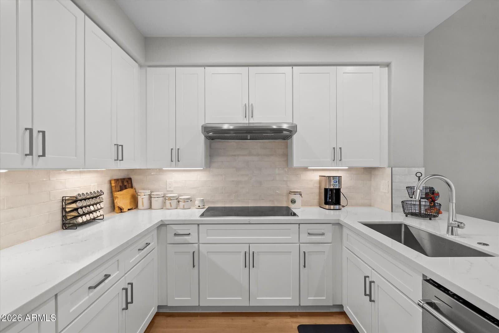 8989 N Gainey Center Drive 104, Scottsdale, AZ 85258 — photo 10 of 27