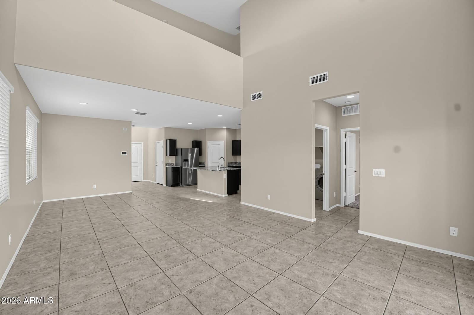 3021 S 78th Drive, Phoenix, AZ 85043 — photo 3 of 18