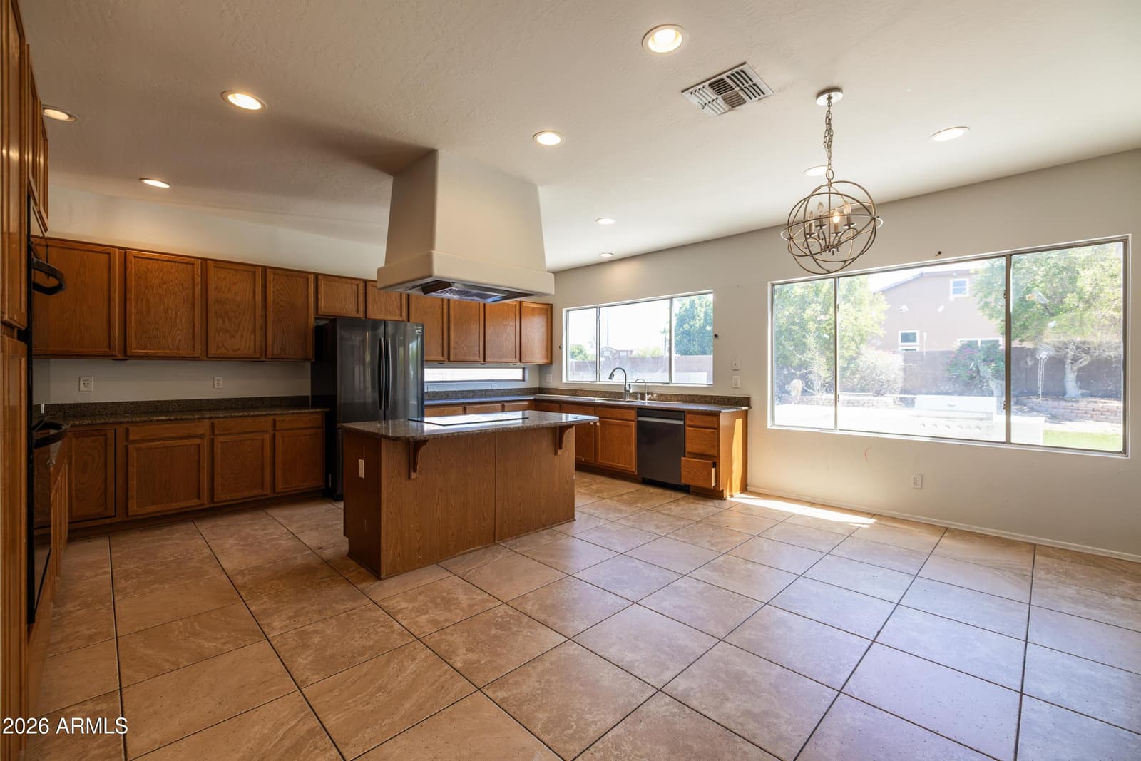 2315 N Avoca Street N, Mesa, AZ 85207 — photo 12 of 68