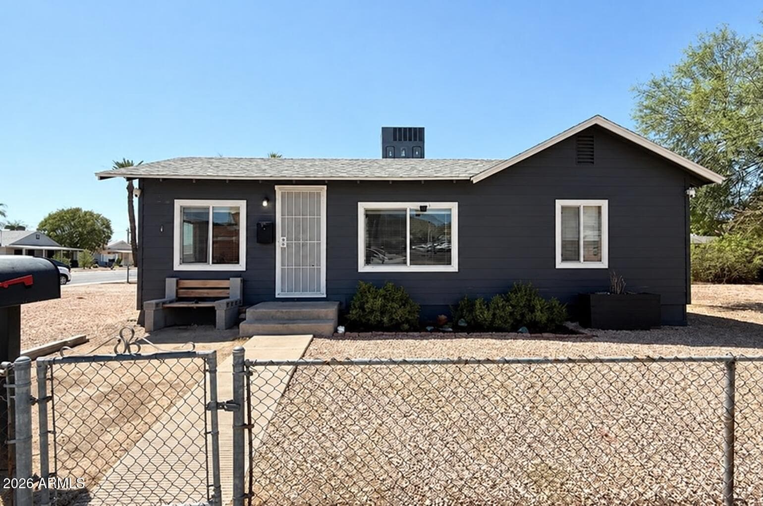 17 E Townley Avenue, Phoenix, AZ 85020 — photo 1 of 11