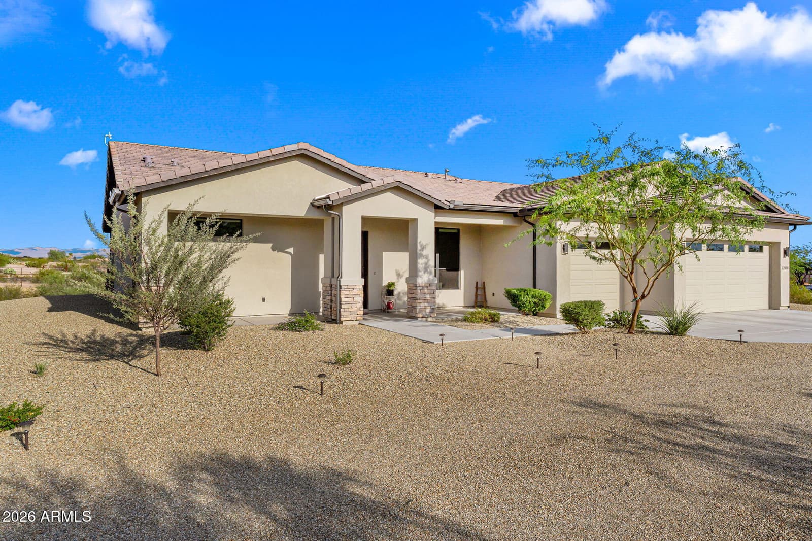 22050 W El Grande Trail, Wickenburg, AZ 85390 — photo 2 of 35