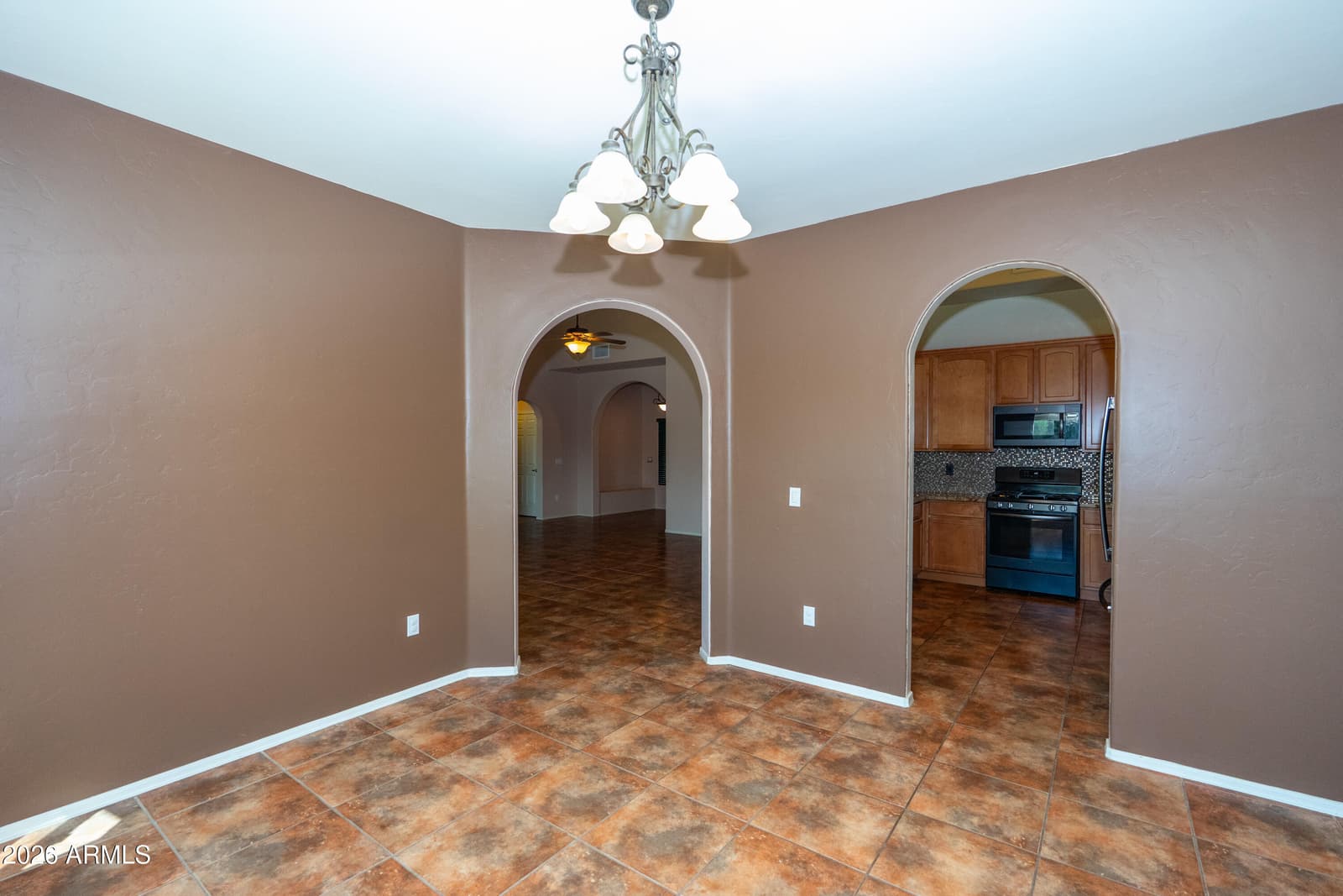 9374 S Avenida Mochuelo, Vail, AZ 85641 — photo 13 of 64