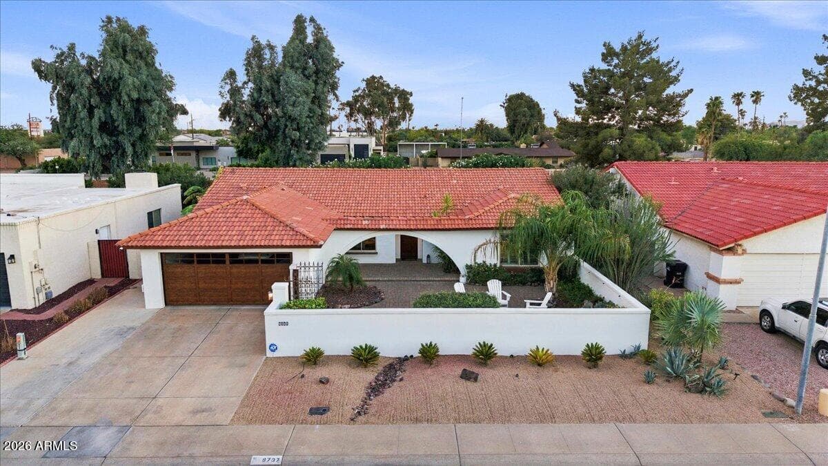 8737 E Via De La Gente, Scottsdale, AZ 85258 — photo 2 of 50