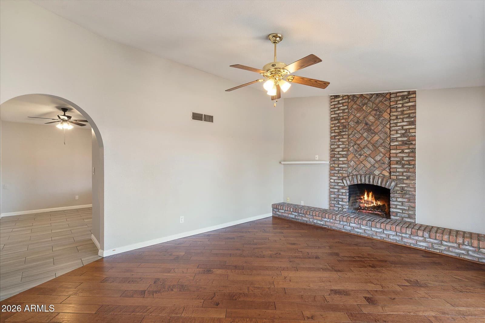 227 W Taro Lane, Phoenix, AZ 85027 — photo 3 of 20
