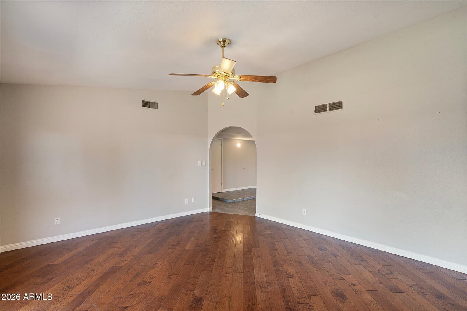 227 W Taro Lane, Phoenix, AZ 85027 — photo 5 of 20