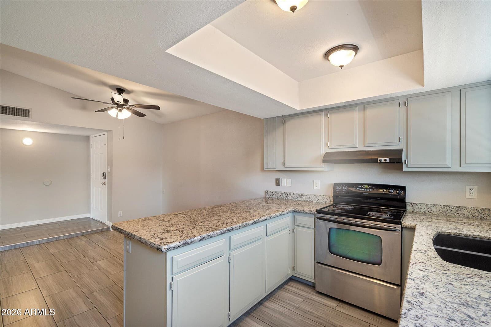 227 W Taro Lane, Phoenix, AZ 85027 — photo 9 of 20