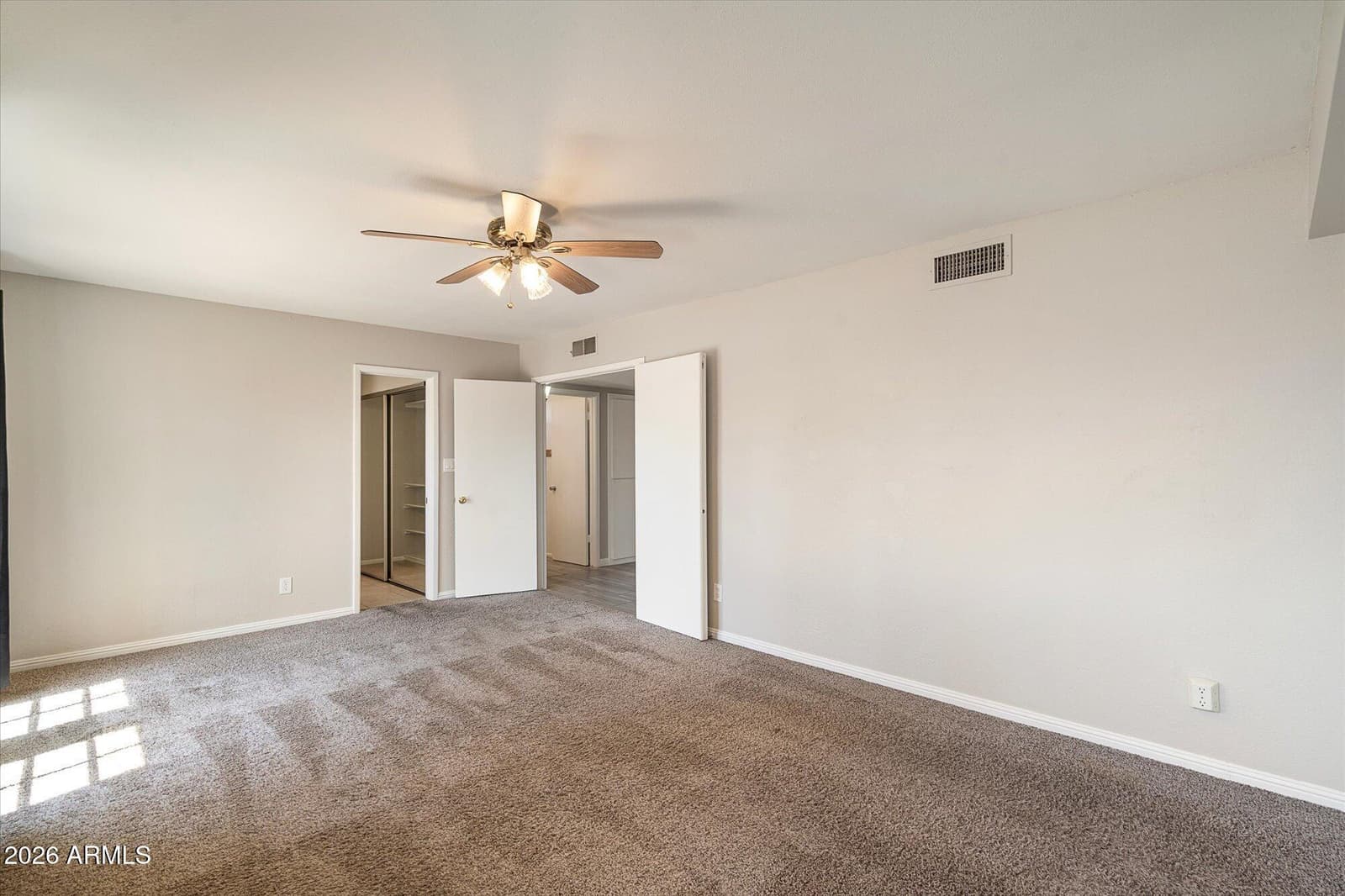 227 W Taro Lane, Phoenix, AZ 85027 — photo 11 of 20