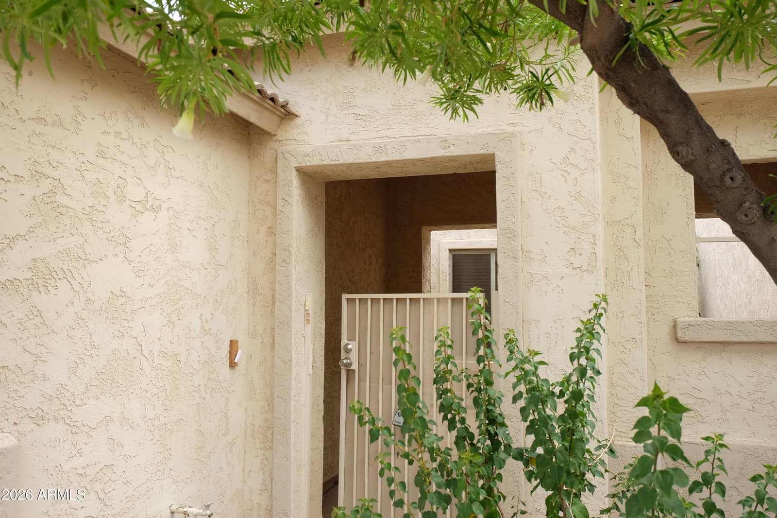 13 S Laveen Place, Chandler, AZ 85226 — photo 2 of 41
