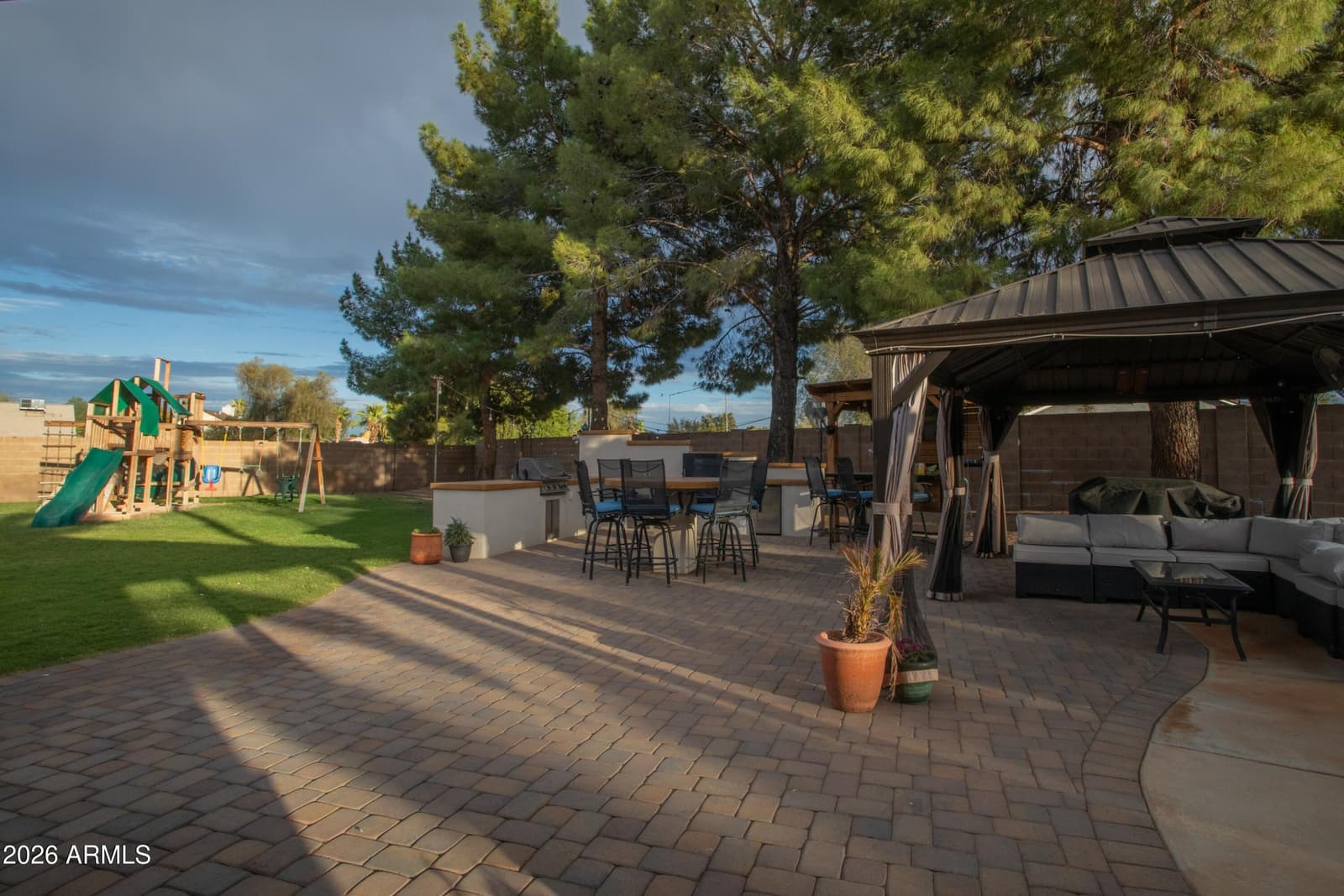 23609 N 43rd Drive, Glendale, AZ 85310 — photo 3 of 3