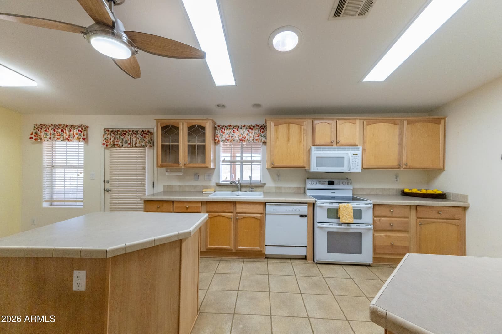 10037 E Twin Spurs Lane, Florence, AZ 85132 — photo 24 of 48