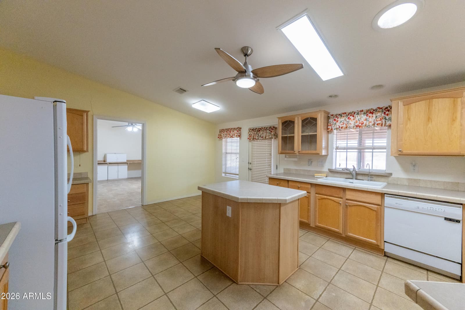 10037 E Twin Spurs Lane, Florence, AZ 85132 — photo 25 of 48