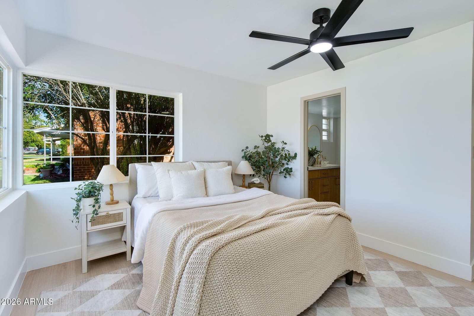 2513 E Turney Avenue, Phoenix, AZ 85016 — photo 17 of 34