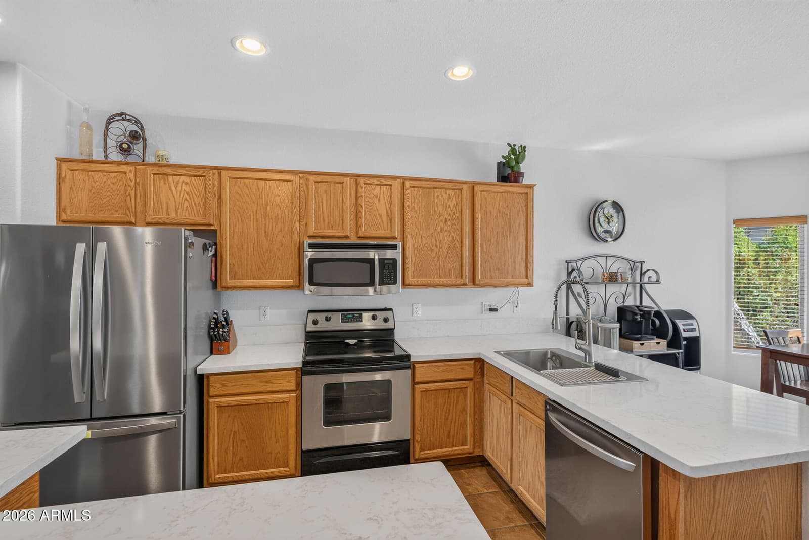 814 S 124th Avenue, Avondale, AZ 85323 — photo 11 of 52