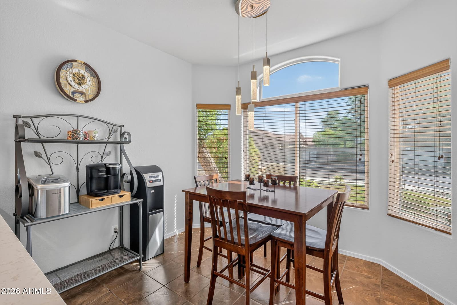 814 S 124th Avenue, Avondale, AZ 85323 — photo 12 of 52