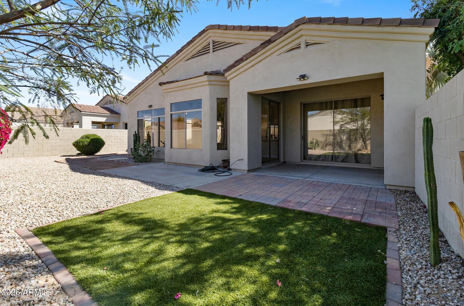 2224 E Fawn Drive, Phoenix, AZ 85042 — photo 8 of 45