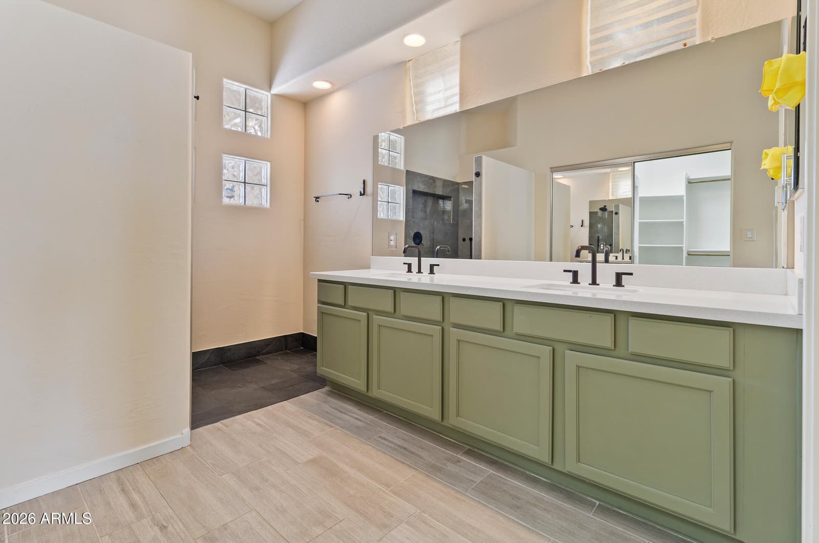 2224 E Fawn Drive, Phoenix, AZ 85042 — photo 25 of 45