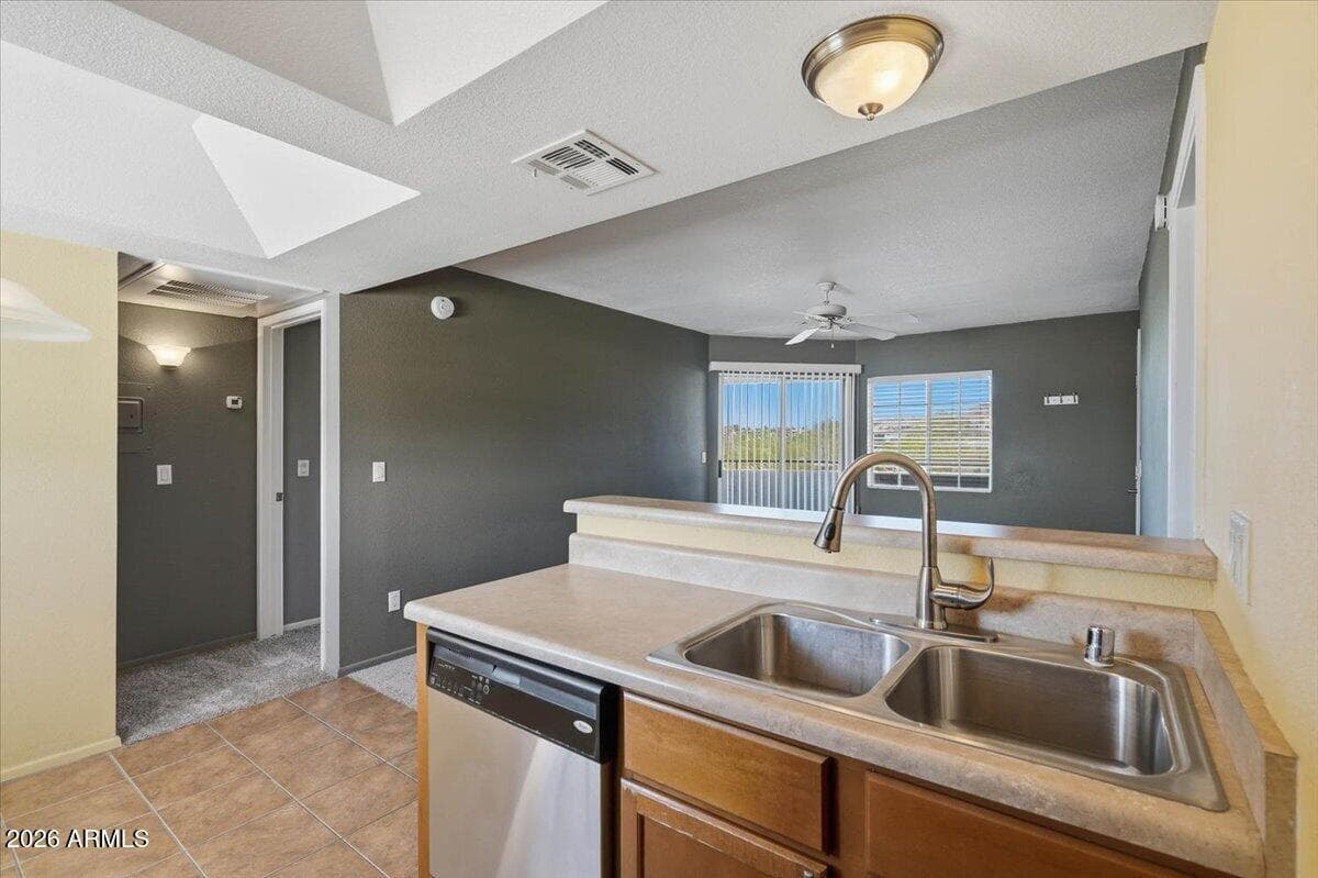 1720 E Thunderbird Road 2046, Phoenix, AZ 85022 — photo 10 of 28