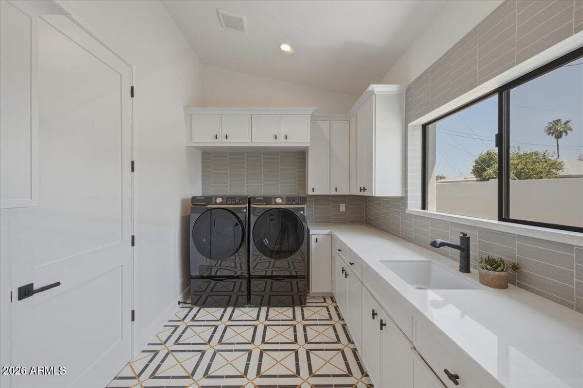 6050 E Hollyhock Street, Phoenix, AZ 85018 — photo 40 of 54