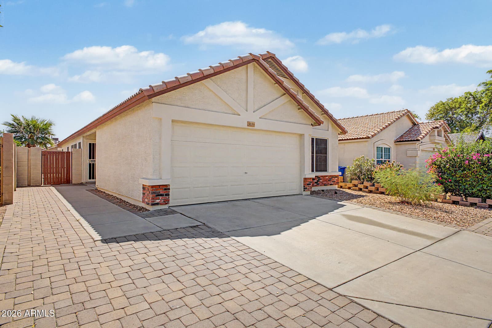 3039 W Matthew Drive, Phoenix, AZ 85027 — photo 3 of 34