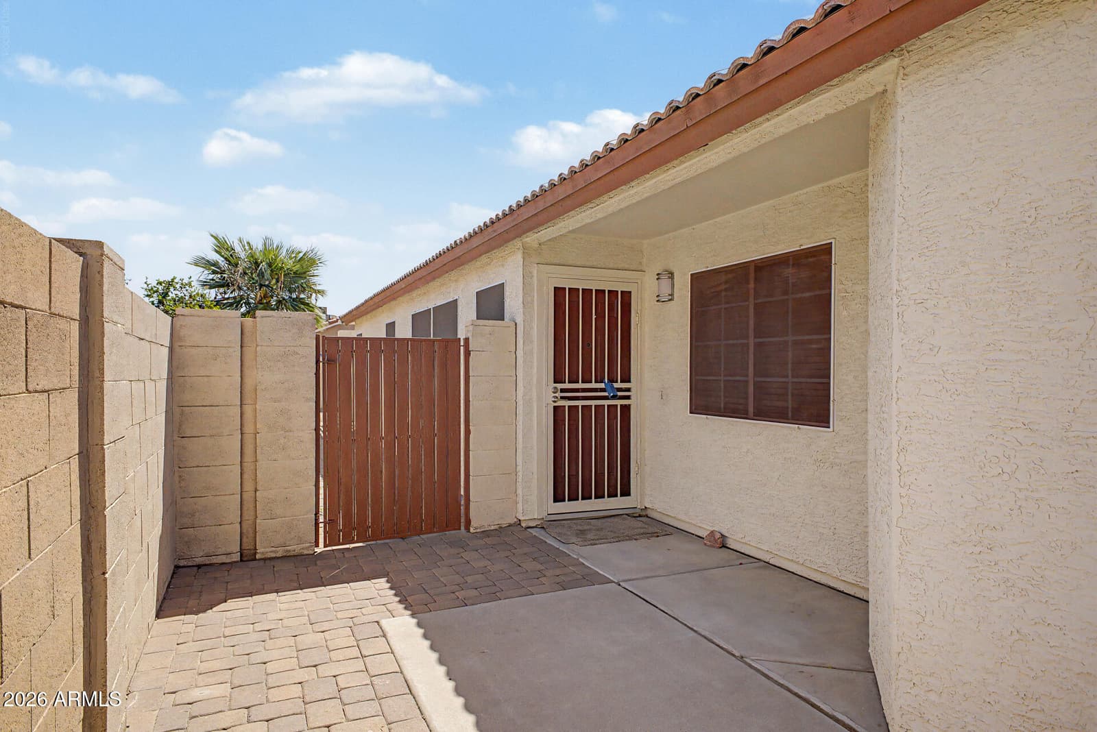 3039 W Matthew Drive, Phoenix, AZ 85027 — photo 7 of 34
