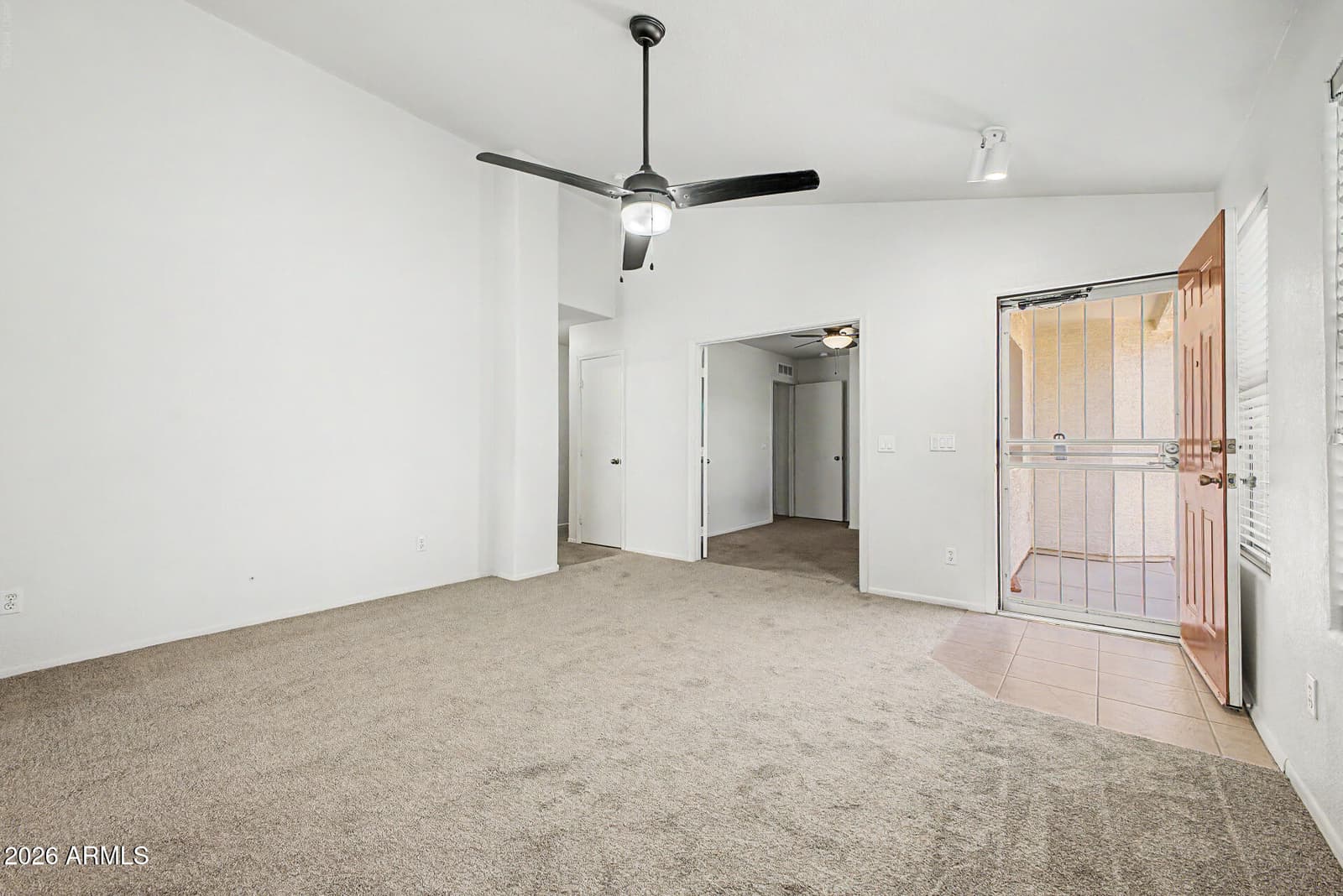 3039 W Matthew Drive, Phoenix, AZ 85027 — photo 8 of 34