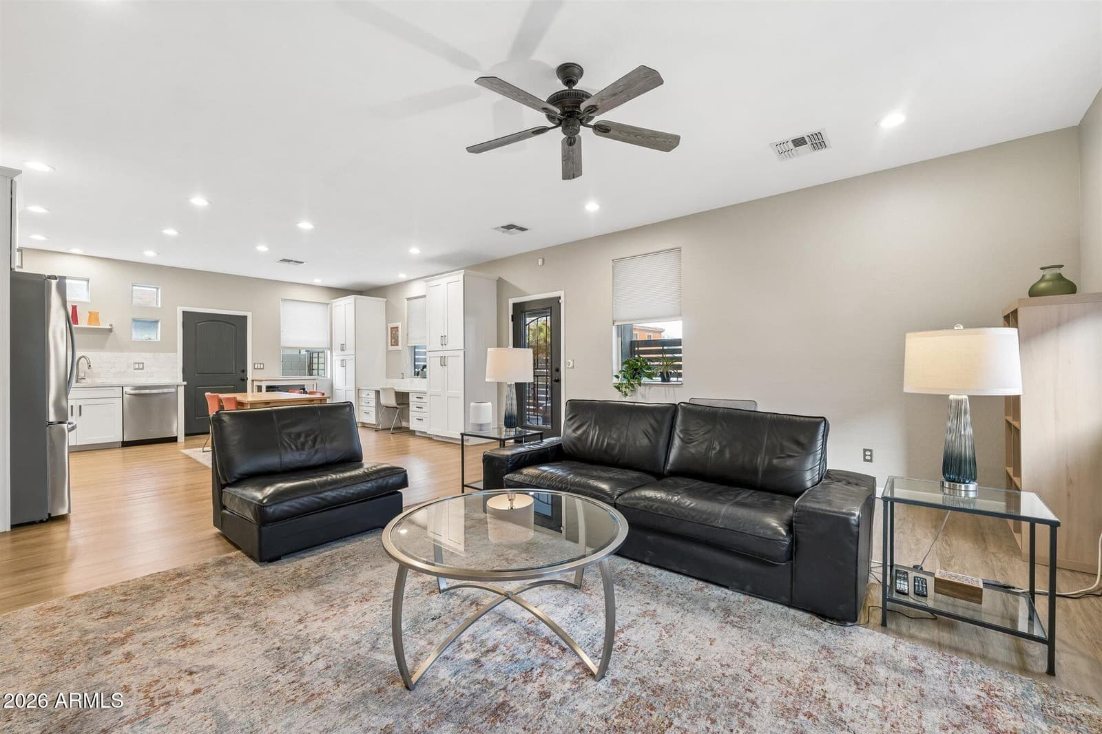 826 N 11th Avenue, Phoenix, AZ 85007 — photo 11 of 43
