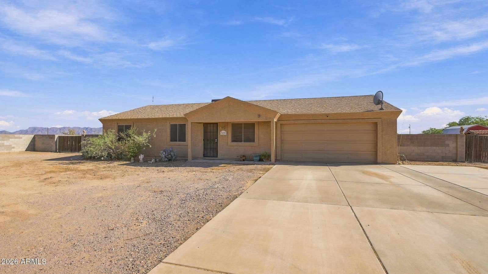3527 E Batten Road, Eloy, AZ 85131 — photo 1 of 33