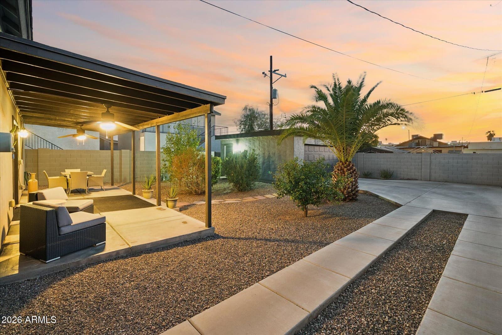 826 N 11th Avenue, Phoenix, AZ 85007 — photo 31 of 43