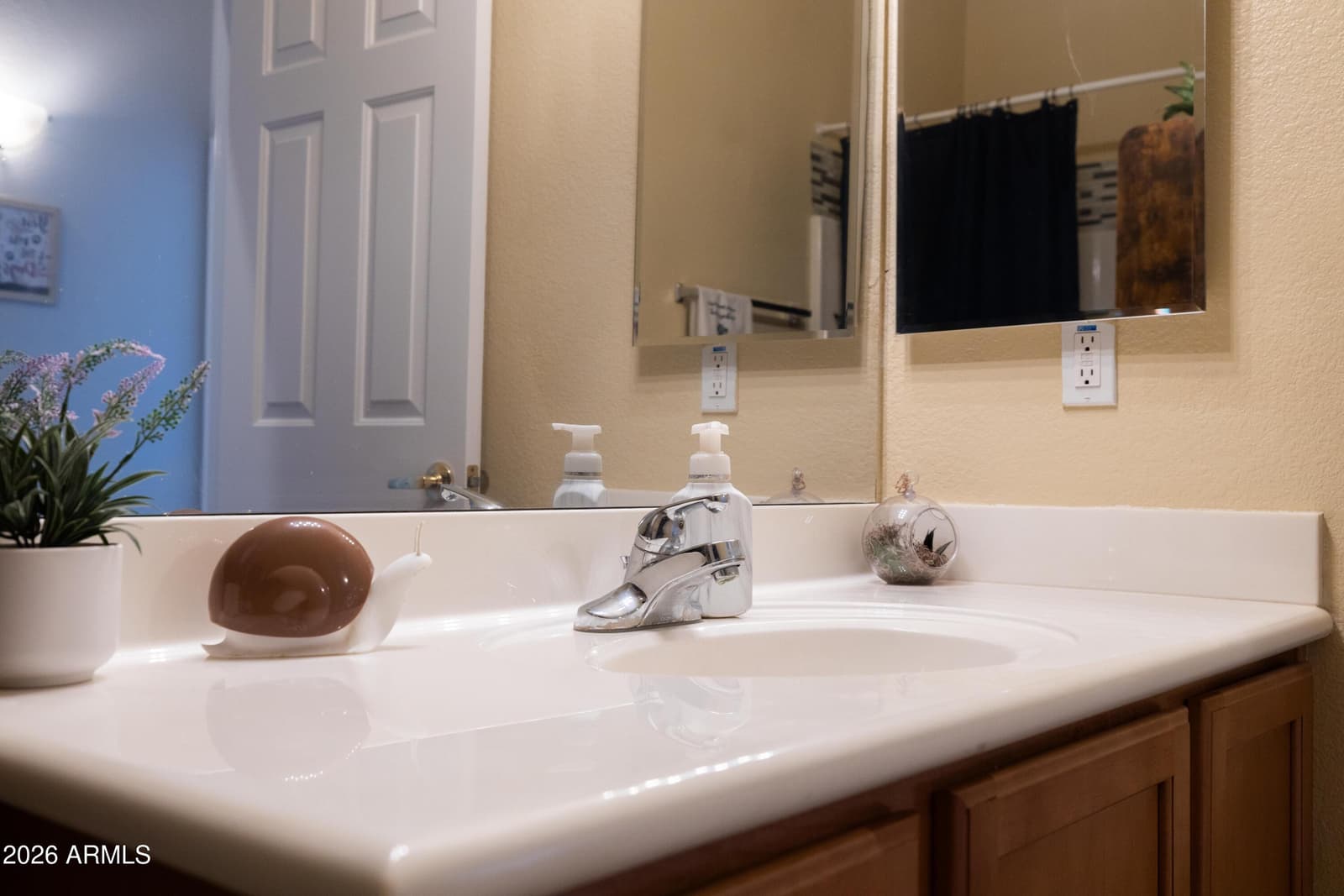 6512 S 5th Way, Phoenix, AZ 85042 — photo 39 of 56