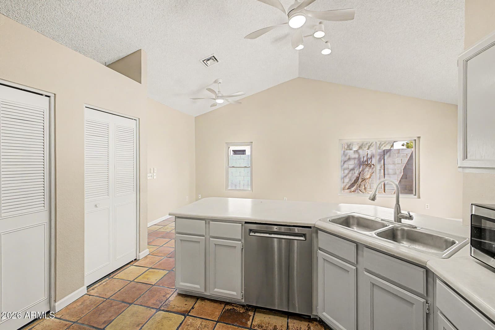 6433 W Kings Avenue, Glendale, AZ 85306 — photo 28 of 53