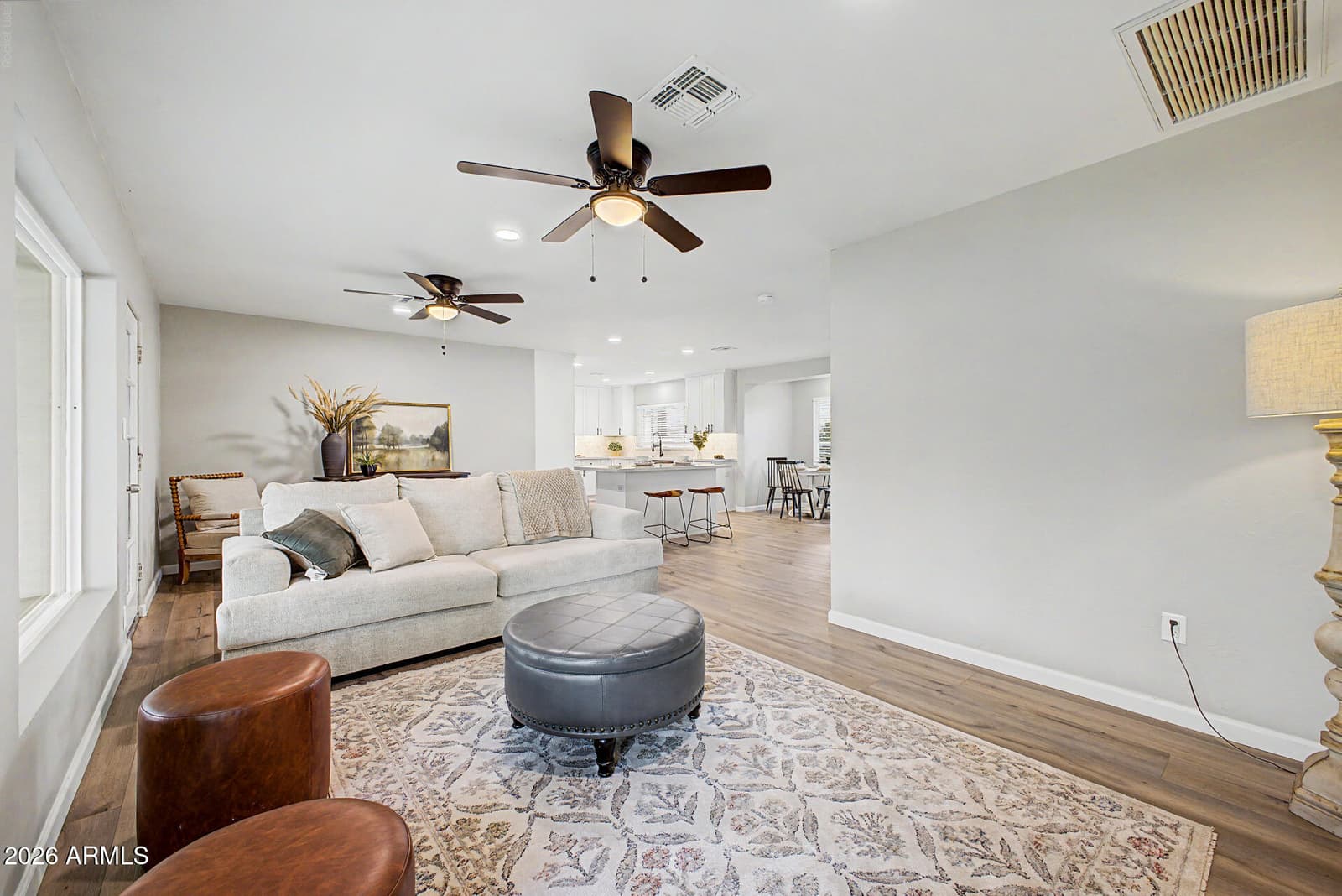 1813 W Earll Drive, Phoenix, AZ 85015 — photo 8 of 52
