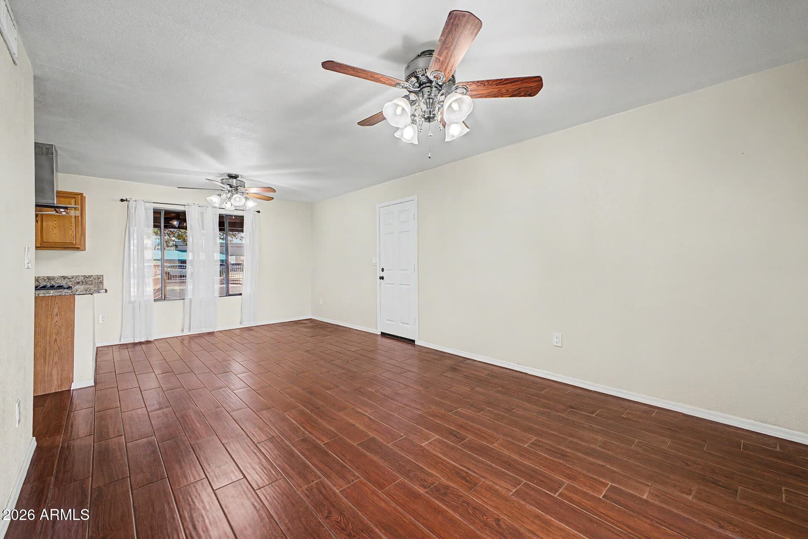 7200 W North Lane, Peoria, AZ 85345 — photo 13 of 47
