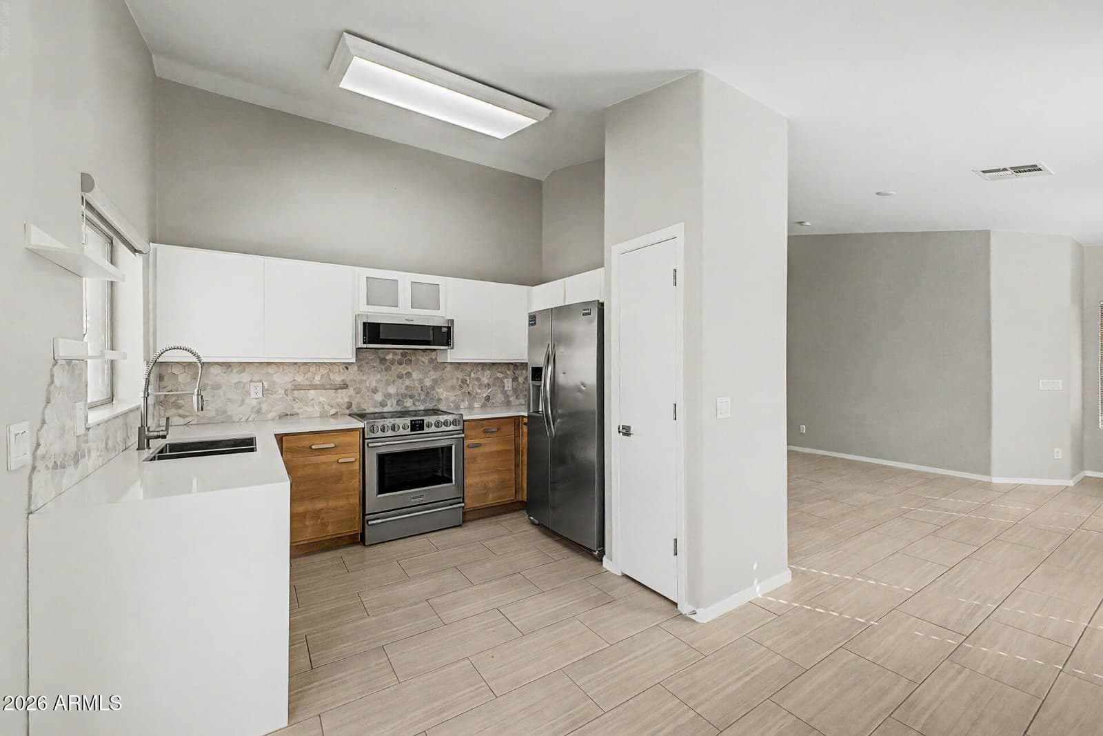 16640 W Statler Street, Surprise, AZ 85388 — photo 10 of 29