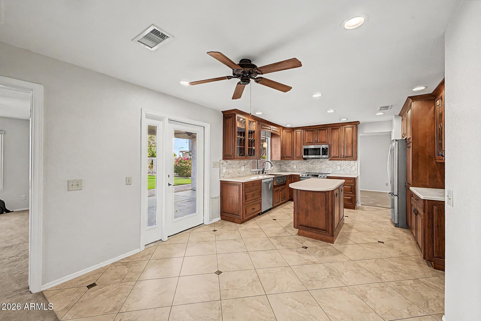 3922 E Goldfinch Gate Lane, Phoenix, AZ 85044 — photo 17 of 46