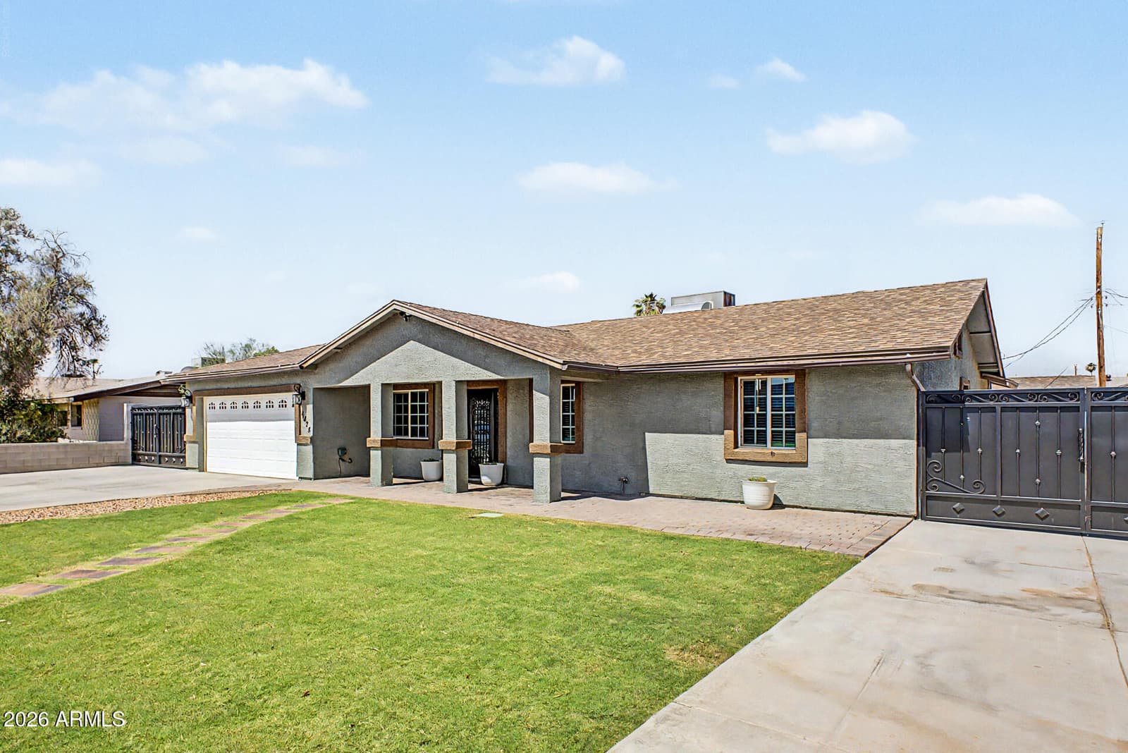 6228 W Pierson Street, Phoenix, AZ 85033 — photo 4 of 30