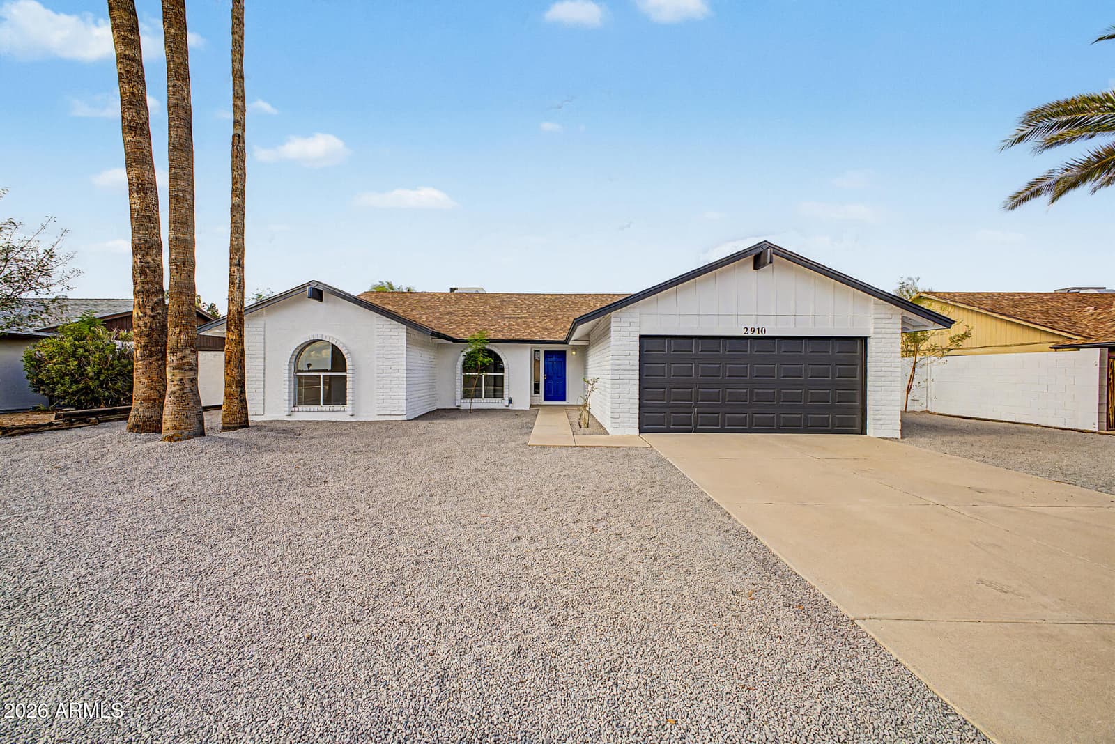 2910 W Sandra Terrace, Phoenix, AZ 85053 — photo 2 of 38