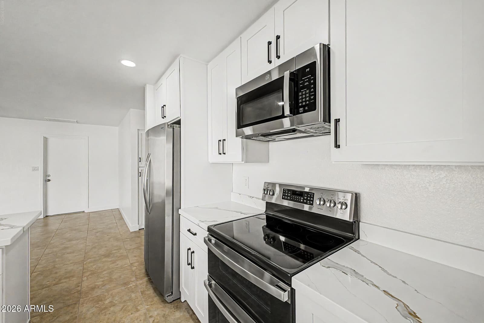 2910 W Sandra Terrace, Phoenix, AZ 85053 — photo 16 of 38