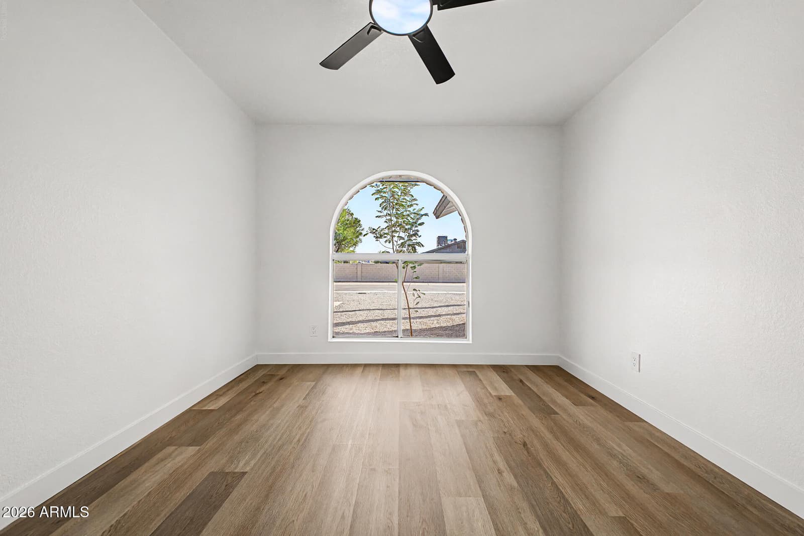 2910 W Sandra Terrace, Phoenix, AZ 85053 — photo 22 of 38