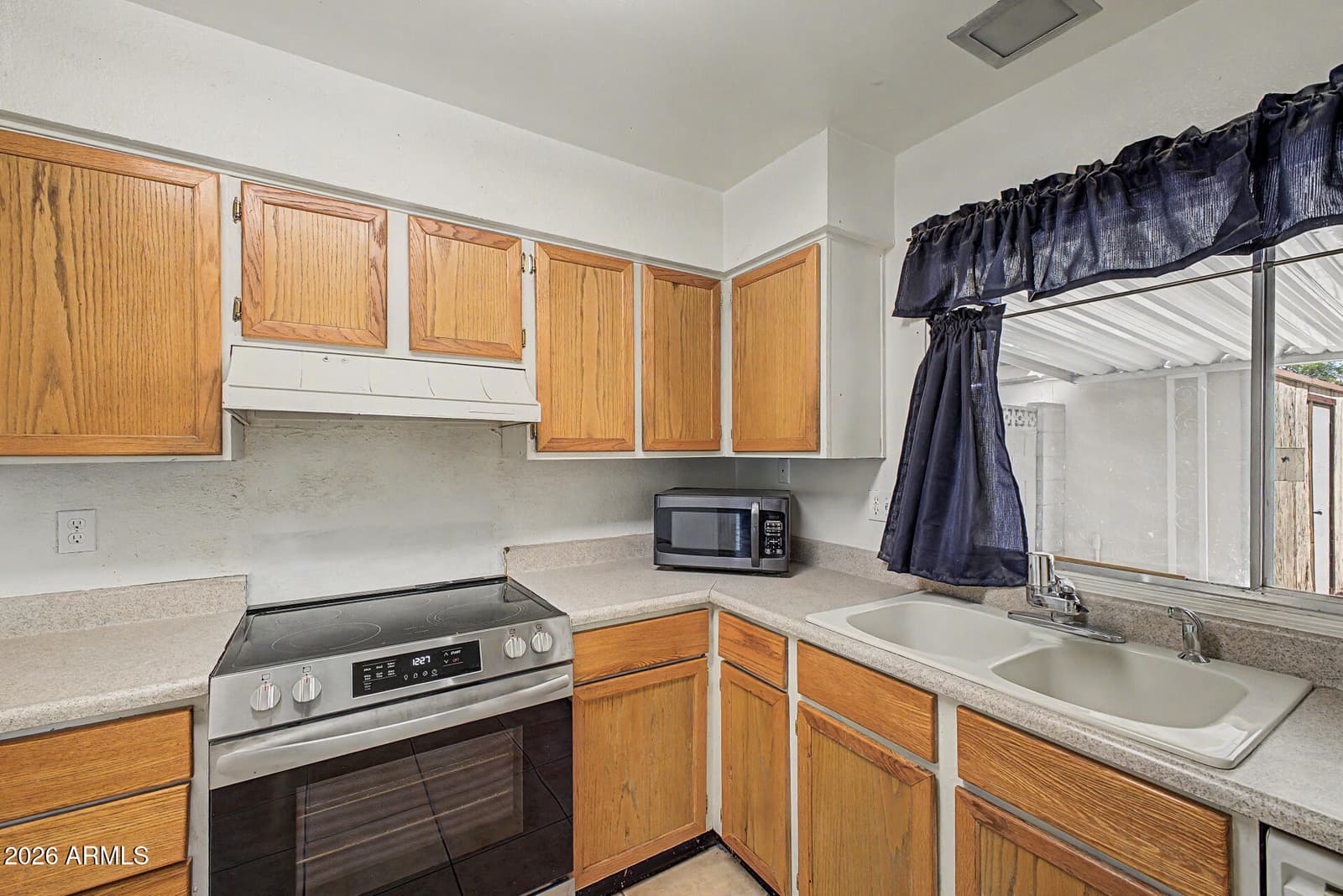 6001 N 31st Avenue, Phoenix, AZ 85017 — photo 11 of 32