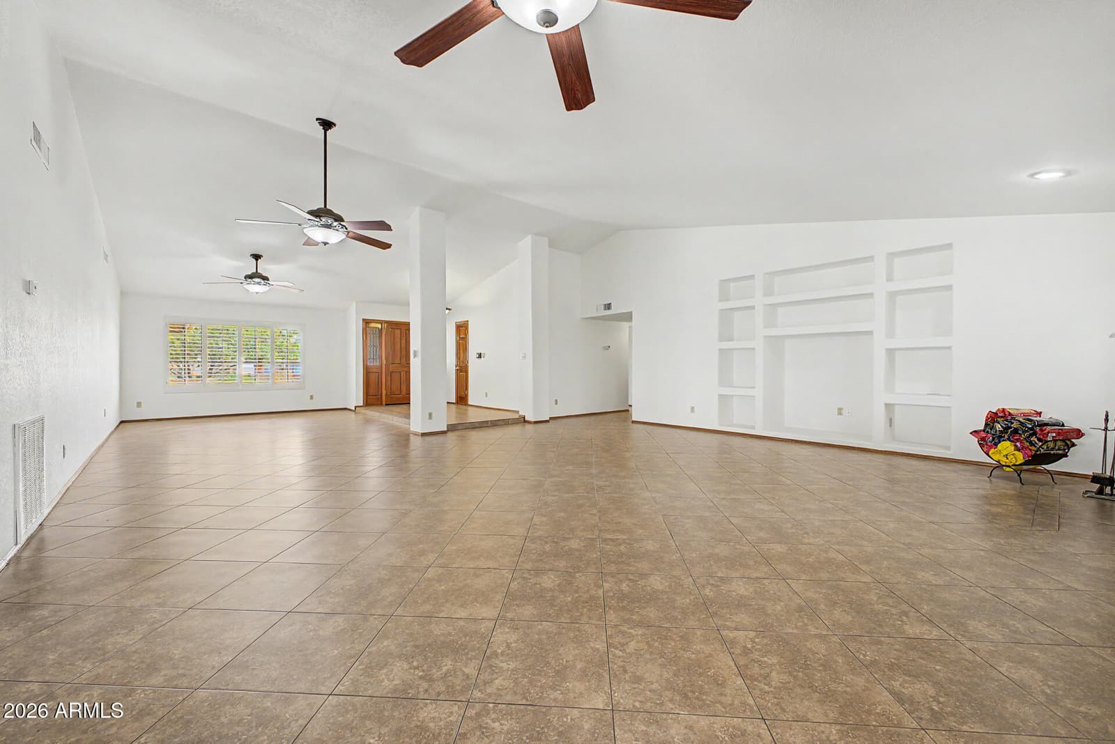 8122 S Palm Drive, Tempe, AZ 85284 — photo 5 of 43