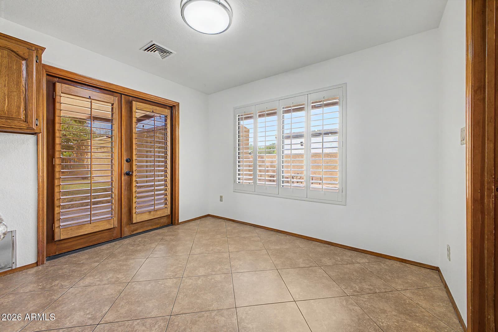 8122 S Palm Drive, Tempe, AZ 85284 — photo 10 of 43