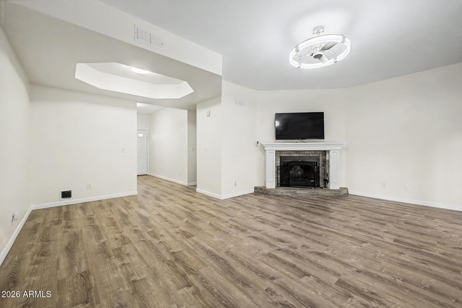 2315 W Union Hills Drive 120, Phoenix, AZ 85027 — photo 2 of 21