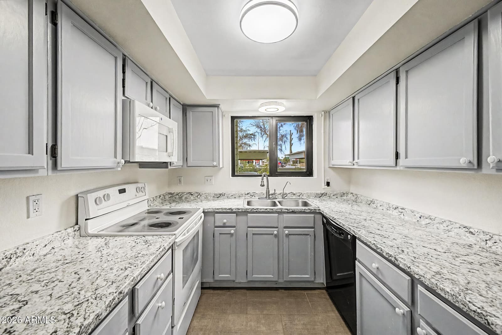 2315 W Union Hills Drive 120, Phoenix, AZ 85027 — photo 3 of 21