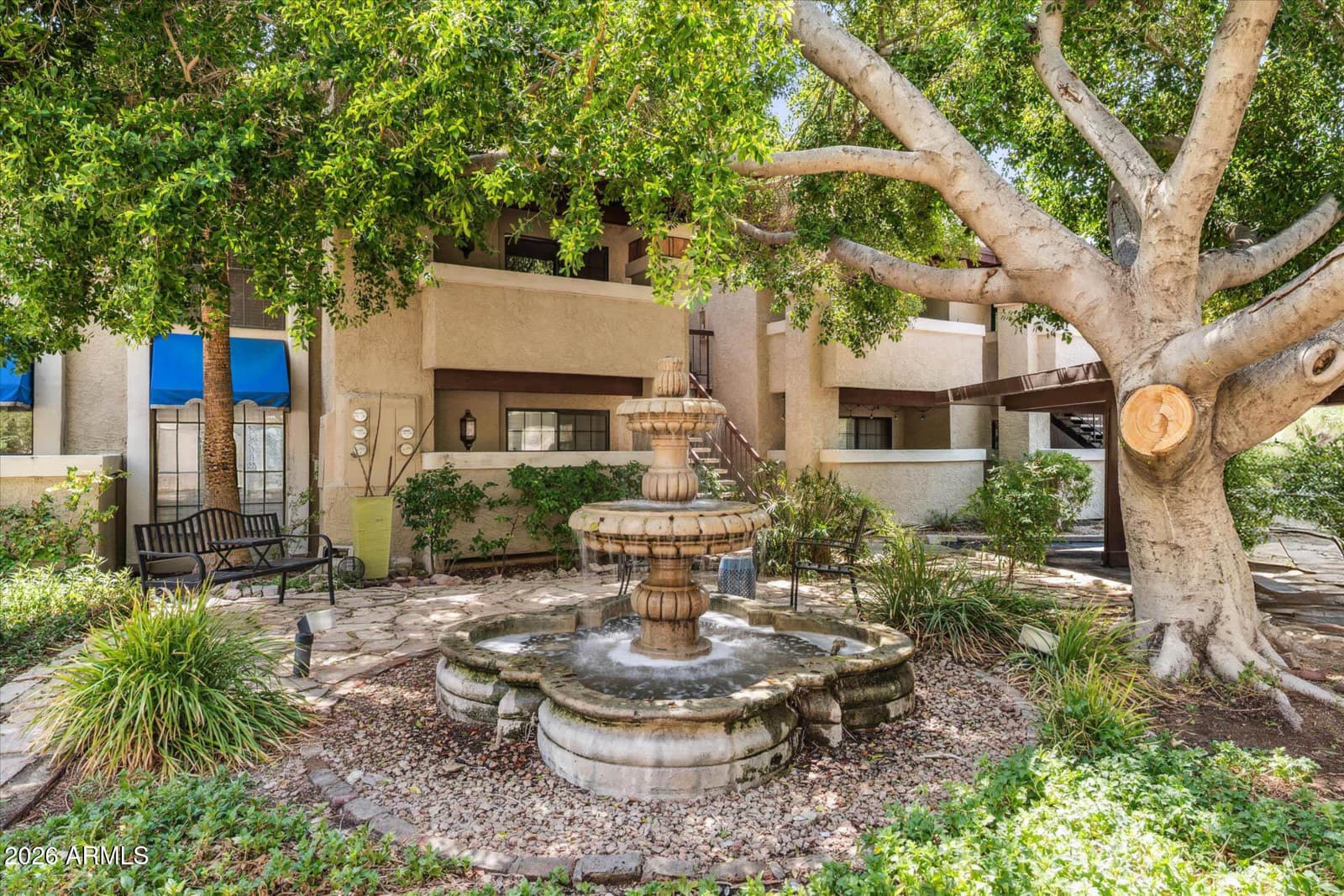 7557 N Dreamy Draw Drive 251, Phoenix, AZ 85020 — photo 2 of 28
