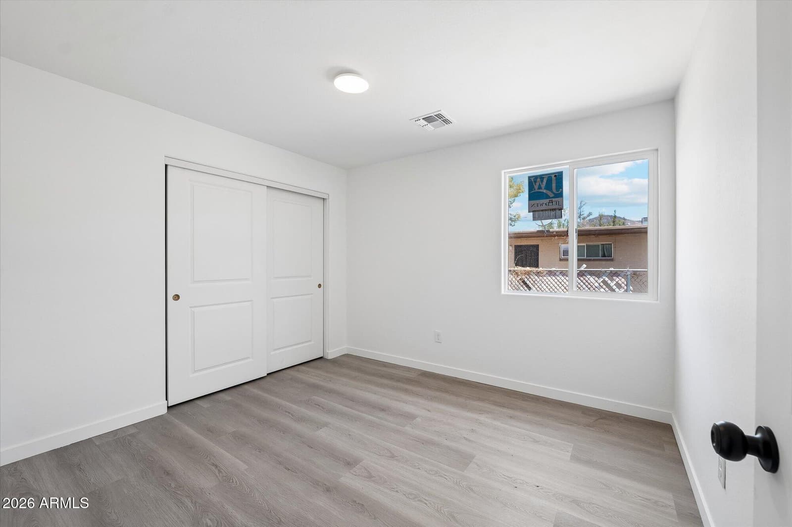 9618 N 10th Avenue, Phoenix, AZ 85021 — photo 11 of 15