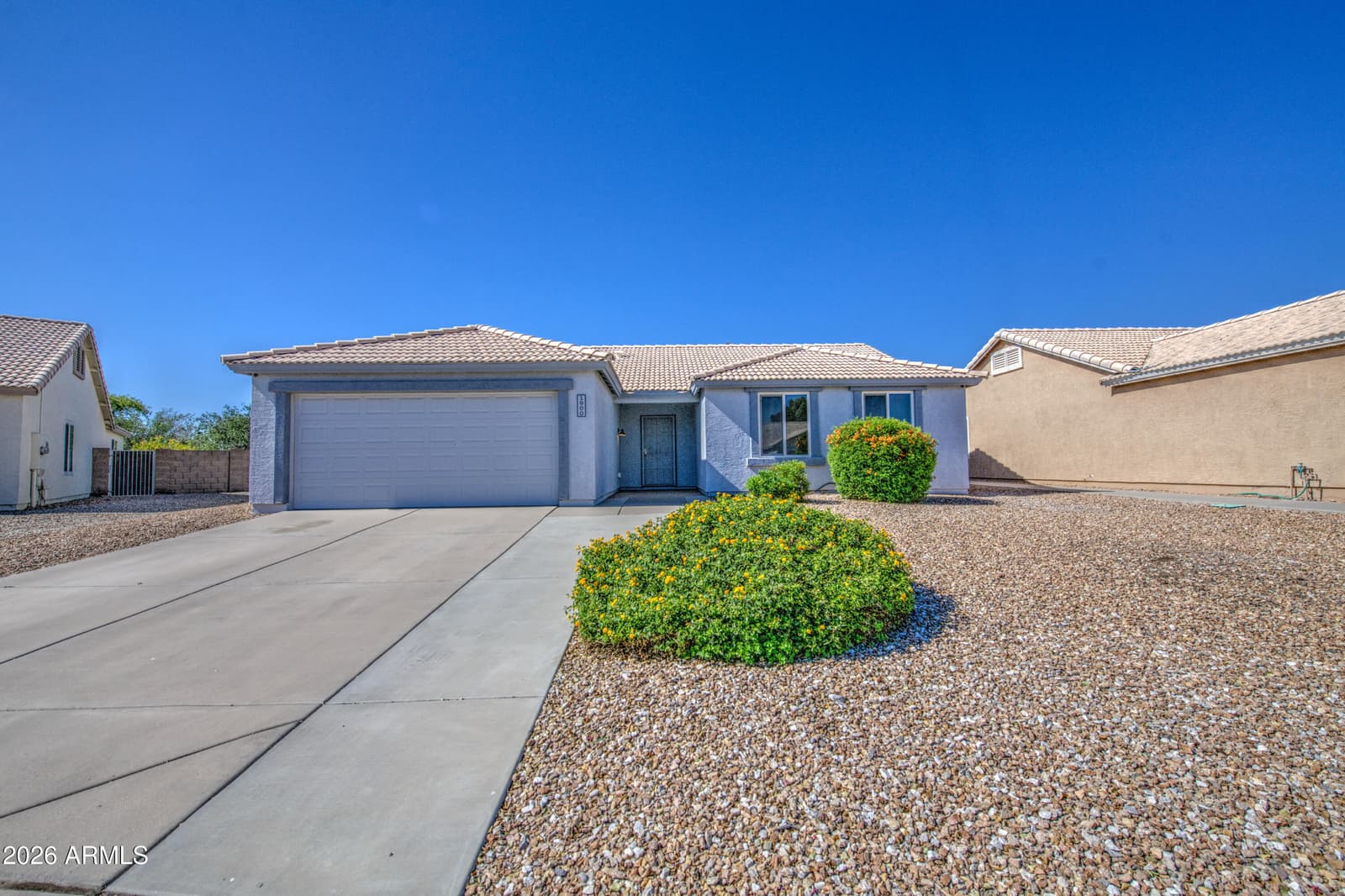 1900 W 19th Avenue, Apache Junction, AZ 85120 — photo 1 of 48